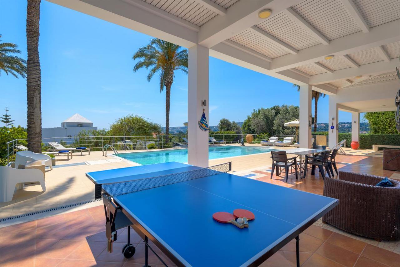 Grande Dame Of Rhodes Asgourou